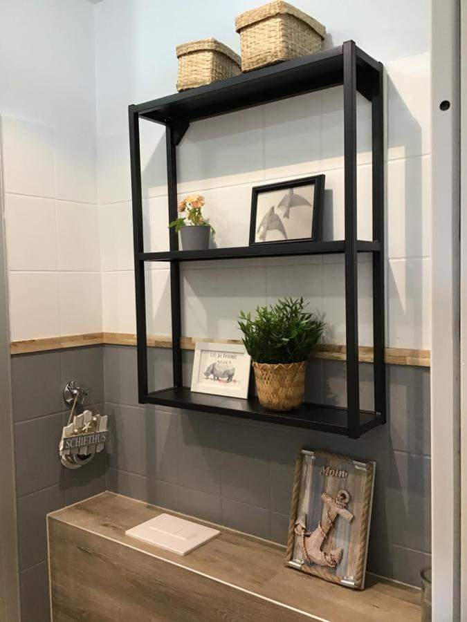 Liebevoll Eingerichtete Ferienwohnung Luettje Koje Дорнум Экстерьер фото